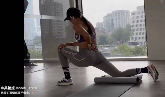 亚洲人女同志奴役狂欢在线